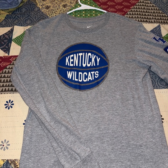 Nike Gray and Blue Kentucky basketball tee - Picture 1 of 4